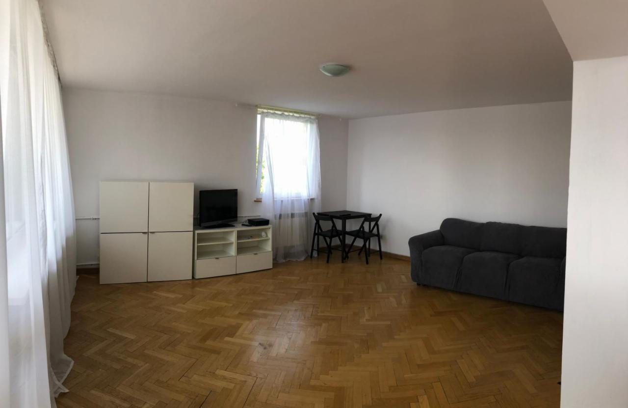 Swietojerska Apartamento *